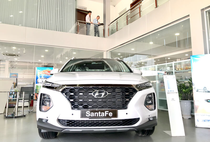 Xe ô tô Hyundai Santafe máy xăng đặc biệt cập nhật giá lăn bánh